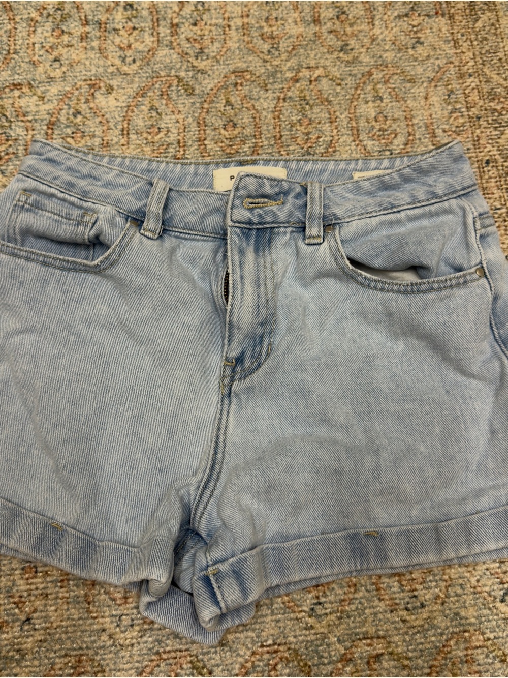 PacSun Light Wash Denim Mom Shorts size 25